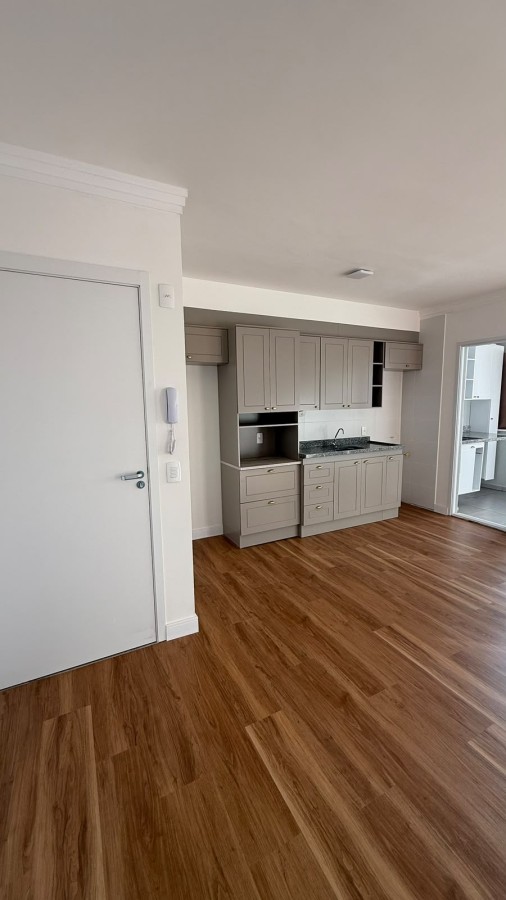 Apartamento para Loca��o - S�o Jos� dos Campos, Vila Industrial, 2 dormit&oacute;rios, 1 banheiro, 1 vaga