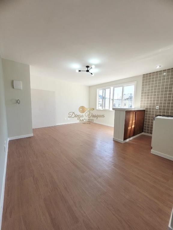 Apartamento para Venda, em Teres�polis, bairro Alto, 1 dormit�rio, 1 banheiro, 1 vaga
