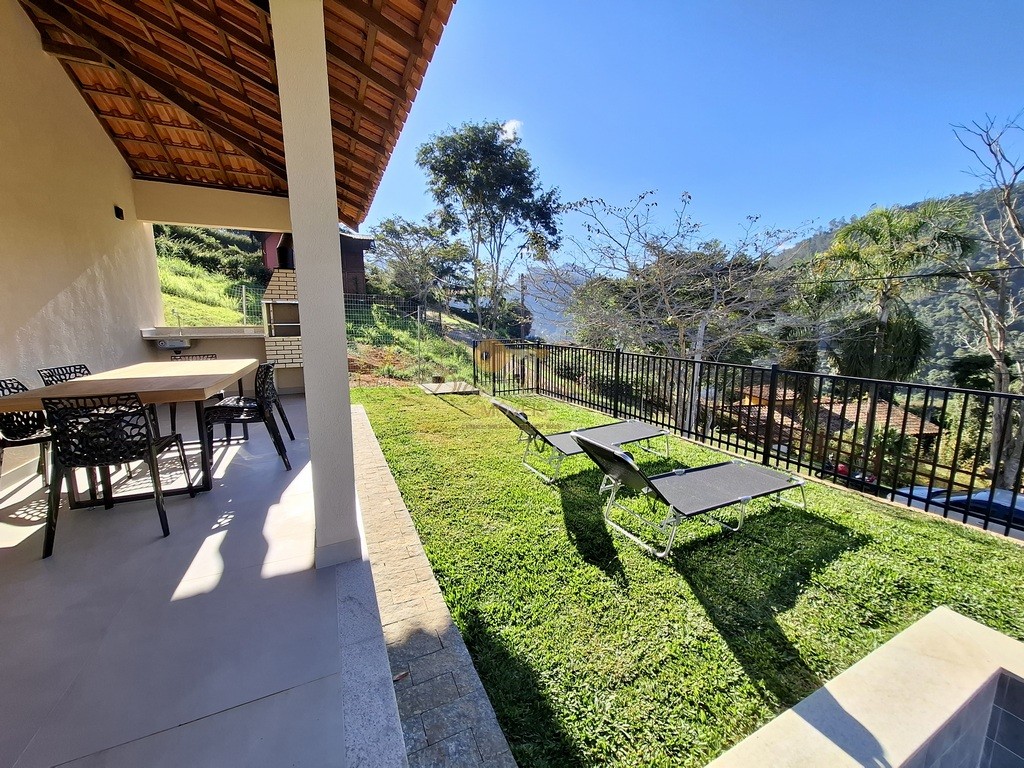 Casa em Condom�nio para Venda, em Teres�polis, bairro Vale Alpino, 3 dormit�rios, 2 banheiros, 1 su�te, 1 vaga