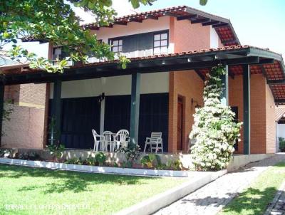 Casa para Locao, em Florianpolis, bairro CANASVIEIRAS, 4 dormitrios, 3 banheiros, 1 sute, 2 vagas