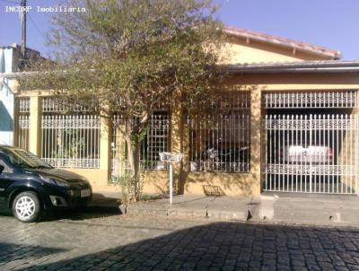 Casa para Venda, em Cruzeiro, bairro Centro, 4 dormitrios, 3 banheiros, 1 sute, 1 vaga