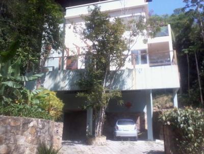 Casa para Temporada, em Florianpolis, bairro Canto da Lagoa, 3 dormitrios, 3 banheiros, 1 sute, 3 vagas
