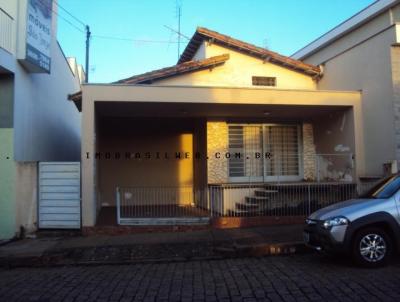 Casa para Venda, em So Jos do Rio Pardo, bairro Centro, 3 dormitrios, 1 banheiro, 1 sute, 1 vaga