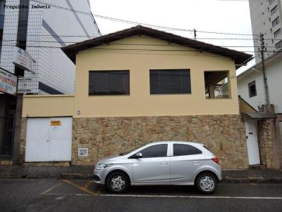 Casa para Locao, em Alfenas, bairro Centro, 3 dormitrios, 2 banheiros, 1 vaga