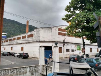 Galpo para Locao, em Rio Bonito, bairro Centro, 3 banheiros