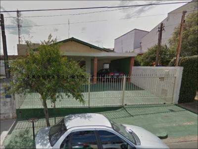 Casa para Venda, em So Jos do Rio Pardo, bairro Vila Brasil, 3 dormitrios, 1 banheiro, 1 sute, 3 vagas
