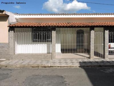 Casa para Venda, em Alfenas, bairro Vila Formosa, 3 dormitrios, 2 banheiros, 1 sute, 1 vaga