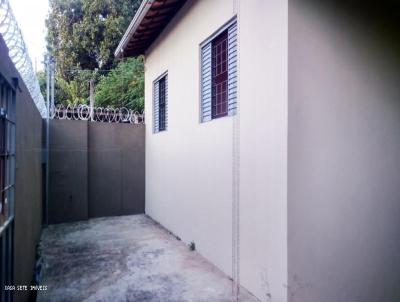Casa para Venda, em Sete Lagoas, bairro Indústrias, 3 dormitórios, 2 banheiros, 1 suíte, 3 vagas