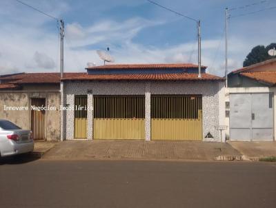Casa para Venda, em Araguari, bairro Miranda, 3 dormitrios, 1 banheiro, 3 vagas