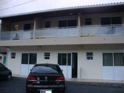 Casa para Temporada, em Florianpolis, bairro Lagoa da Conceio - Retiro da Lagoa, 1 dormitrio, 1 banheiro, 4 vagas