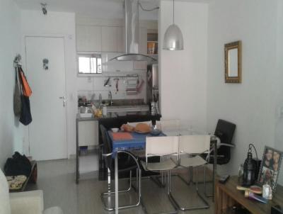 Apartamento para Locao, em So Paulo, bairro Vila Suzana, 2 dormitrios, 1 banheiro, 1 sute, 2 vagas