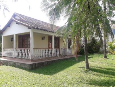 Casa para Venda, em Araruama, bairro Iguabinha, 4 dormitrios, 2 banheiros, 1 sute, 6 vagas