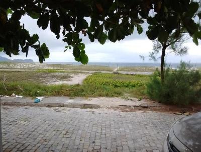 Flat para Temporada, em Cabo Frio, bairro Praia do Foguete, 2 dormitórios, 2 banheiros, 1 suíte, 1 vaga