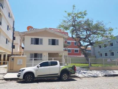 Casa para Locao, em Bombinhas, bairro BOMBAS, 3 dormitrios, 2 banheiros, 1 sute, 2 vagas