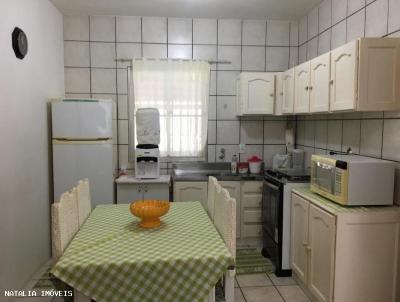 Casa para Locao, em Bombinhas, bairro Canto Grande, 2 dormitrios, 1 banheiro, 1 vaga