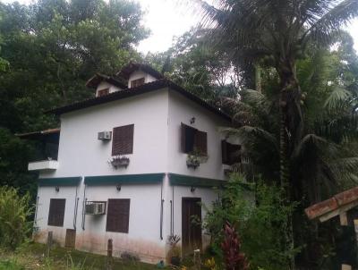 Casa para Venda, em Angra dos Reis, bairro Retiro (Cunhambebe), 3 dormitórios, 4 banheiros, 1 suíte, 3 vagas