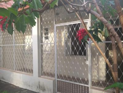 Casa para Locação, em Volta Redonda, bairro ATERRADO, 2 dormitórios, 1 banheiro, 2 vagas