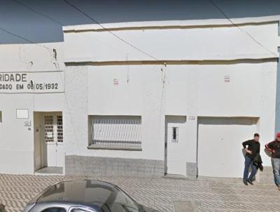 Casa para Venda, em Santana do Livramento, bairro Centro, 3 dormitrios, 2 banheiros, 1 sute, 2 vagas