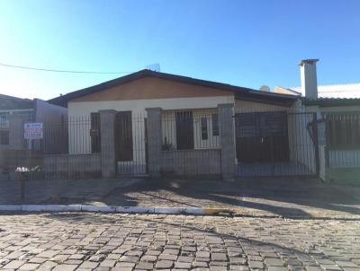 Casa para Venda, em Farroupilha, bairro Primeiro de Maio, 3 dormitrios, 1 banheiro, 2 vagas