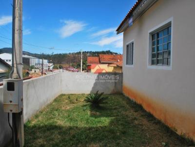 Casa para Venda, em Piracaia, bairro PARQUE DOS PINHEIROS, 2 dormitórios, 1 banheiro, 3 vagas
