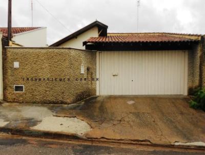 Casa para Venda, em So Jos do Rio Pardo, bairro Carlos Cassucci, 3 dormitrios, 1 banheiro, 2 vagas