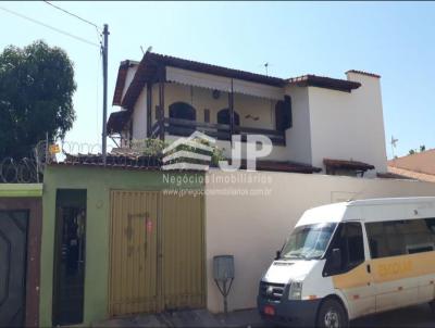 Casa para Venda, em Montes Claros, bairro SANTA RITA, 3 dormitrios, 2 banheiros, 1 sute, 2 vagas