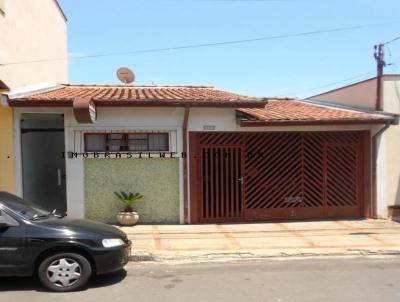Casa para Venda, em So Jos do Rio Pardo, bairro Centro, 2 dormitrios, 1 banheiro, 2 vagas