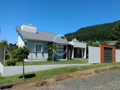 Casa para Venda, em Sapiranga, bairro Centenário, 2 dormitórios, 2 banheiros, 2 vagas