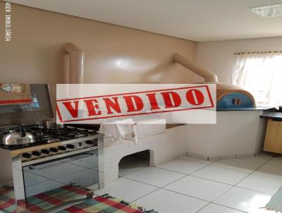 Casa para Venda, em Jarinu, bairro Estncia Figueira Branca, 3 dormitrios, 3 banheiros, 1 sute