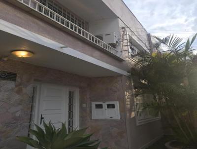 Casa para Venda, em Rio Grande, bairro Centro, 3 dormitórios, 4 banheiros, 2 suítes, 2 vagas