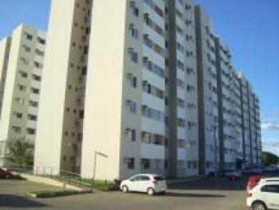 Apartamento para Venda, em Lauro de Freitas, bairro Centro, 2 dormitórios, 2 banheiros, 1 suíte, 1 vaga