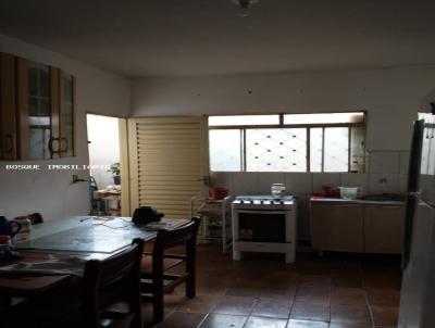 Casa para Venda, em Presidente Prudente, bairro Jardim Santa Helena, 3 dormitrios, 1 banheiro, 3 vagas