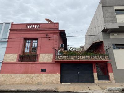 Casa para Venda, em Santana do Livramento, bairro Centro, 3 dormitrios, 2 banheiros, 1 vaga