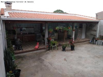 Casa para Venda, em Bragança Paulista, bairro Cidade Planejada II, 2 dormitórios, 2 banheiros, 1 suíte, 2 vagas