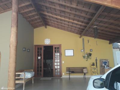 Casa para Venda, em Montes Claros, bairro JARDIM PANORAMA, 6 dormitórios, 5 banheiros, 2 suítes, 4 vagas