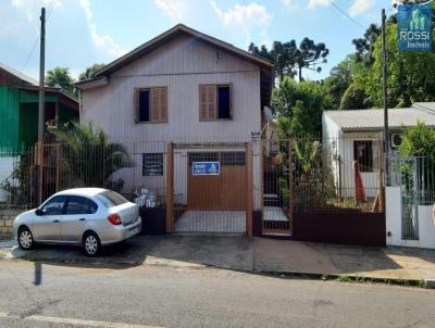 Casa para Venda, em Erechim, bairro Espírito Santo, 5 dormitórios, 3 banheiros, 2 vagas