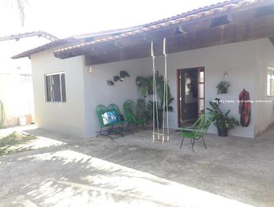 Casa para Venda, em Araguari, bairro santiago, 3 dormitrios, 2 banheiros, 1 sute, 3 vagas