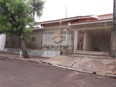 Casa para Venda, em Santo Antnio da Platina, bairro Vila So Pedro, 3 dormitrios, 2 banheiros, 1 sute, 2 vagas