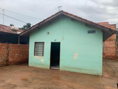 Casa para Venda, em Ourinhos, bairro HELENA BRAZ VENDRAMINI, 2 dormitrios, 1 banheiro, 1 vaga