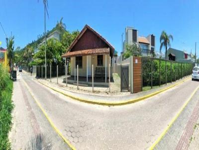 Casa Frente Mar para Temporada, em Bombinhas, bairro Canto Grande, 2 dormitrios, 2 banheiros, 2 vagas