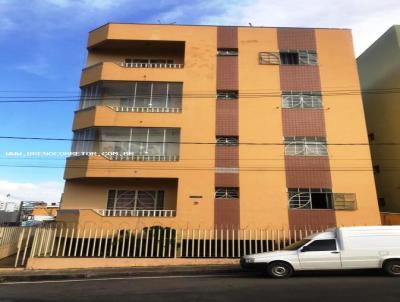Apartamento para Venda, em Santo Antnio do Monte, bairro Centro, 3 dormitrios, 3 banheiros, 1 sute, 1 vaga