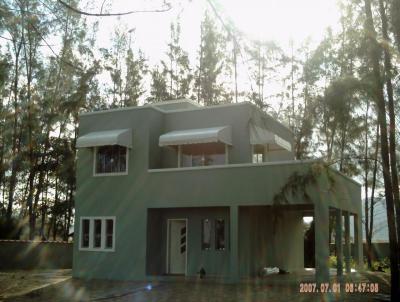 Casa para Venda, em Ilha Comprida, bairro Apartamento Ilha Bela, 3 dormitrios, 2 banheiros