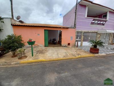 Casa para Venda, em Itapetininga, bairro Jardim Nova Era, 1 dormitório, 1 banheiro, 2 vagas