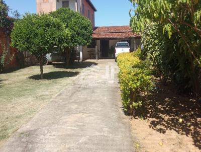 Casa para Venda, em Montes Claros, bairro ESPLANADA, 5 dormitrios, 3 banheiros, 1 sute, 5 vagas