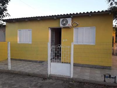 Casa para Venda, em So Loureno do Sul, bairro NAVEGANTES, 3 dormitrios, 2 banheiros