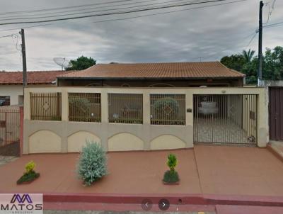 Casa para Venda, em Londrina, bairro Jardim California, 3 dormitrios, 1 banheiro, 2 vagas