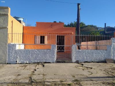 Casa para Venda, em Santana do Livramento, bairro Centro, 2 dormitrios, 2 banheiros