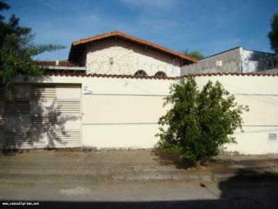 Casa para Venda, em Montes Claros, bairro TODOS OS SANTOS, 4 dormitrios, 3 banheiros, 2 sutes, 3 vagas
