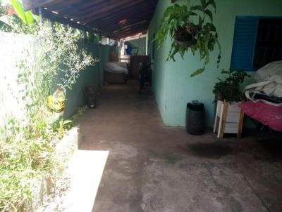 Casa para Venda, em Mogi Guau, bairro Jardim Sucia, 2 dormitrios, 1 banheiro, 1 sute, 1 vaga