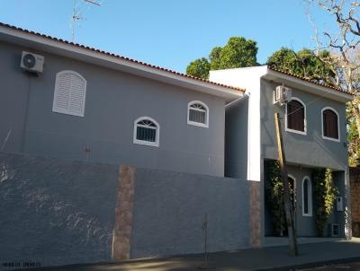 Casa para Venda, em Presidente Prudente, bairro Parque So Judas Tadeu, 4 dormitrios, 3 banheiros, 1 sute, 3 vagas